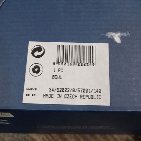 Bohemia Crystal made in Czech Republic 3 legged hand cut luxury Crystal bowl - Picture 6 of 6